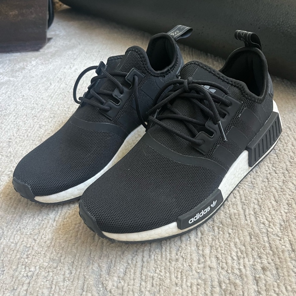 Black Adidas NMD men’s size 7